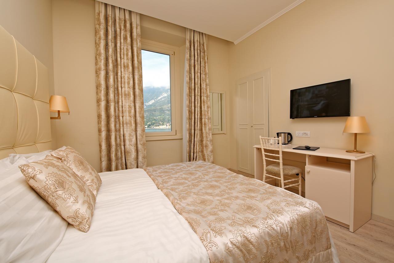 Hotel Du Lac & Spa Bellagio Bagian luar foto